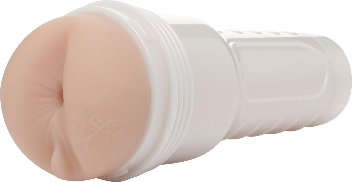 Fleshlight Girls - Elsa Jean Treat - 1