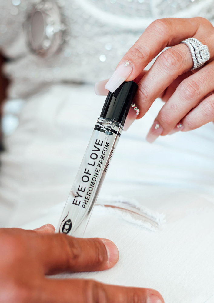 Eye of Love Pheromone Attract Her 10ml 598 10 - 8